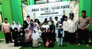 Peringati 1 Muharram 1448 H, Masjid Nurul Hikmah Sindangkerta Santuni Puluhan Anak Yatim
